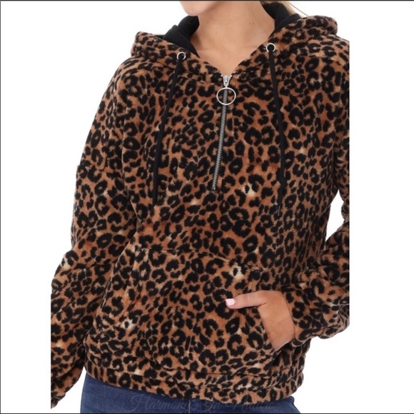Plush Leopard Print Fleece Pull over Hoodie - Picture 4 of 5